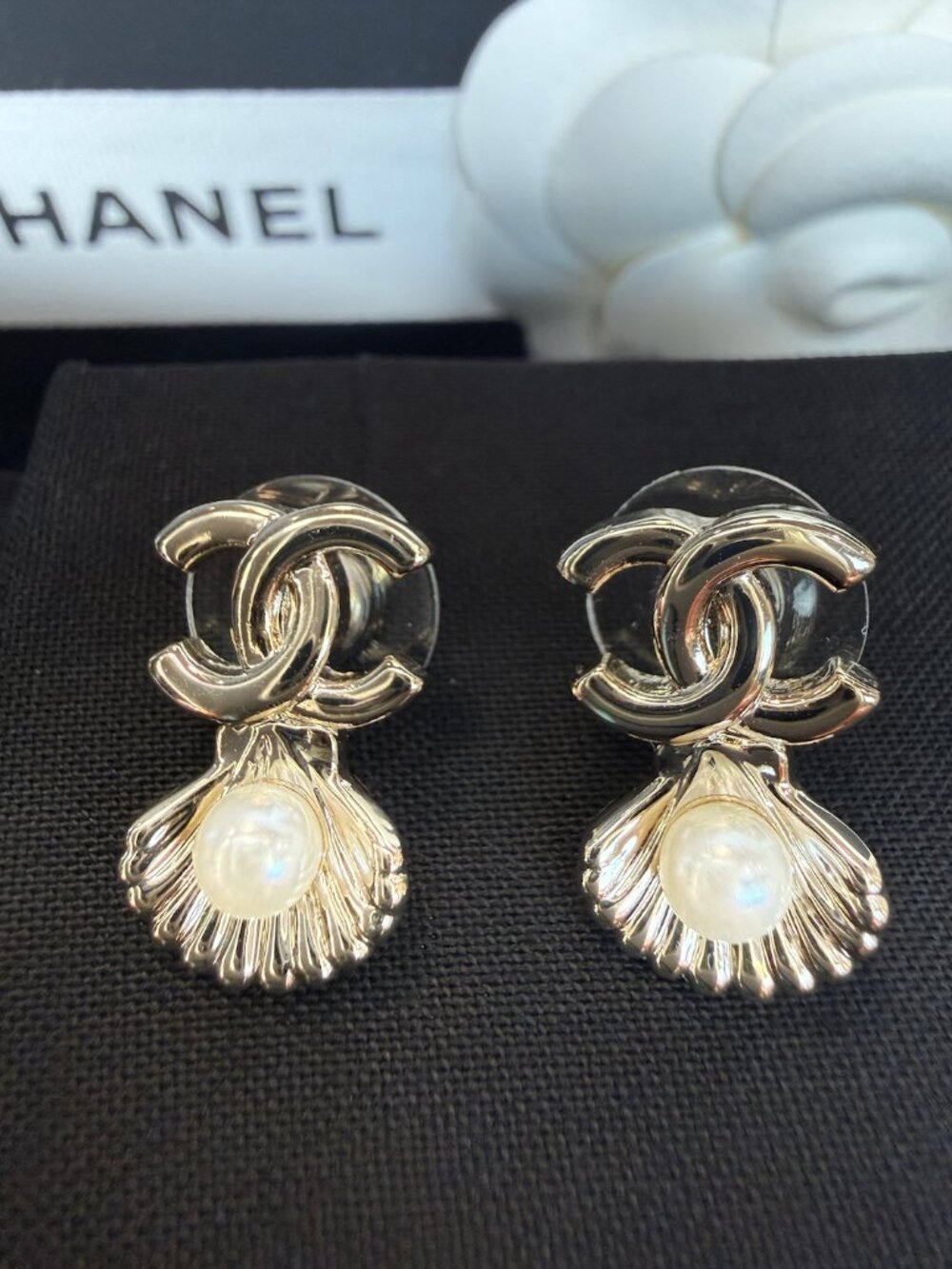CHANEL CC Seashell Pearl Stud Earrings Gold-Tone